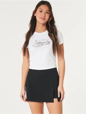 Hollister Black Ultra High-Rise A-Line Skort